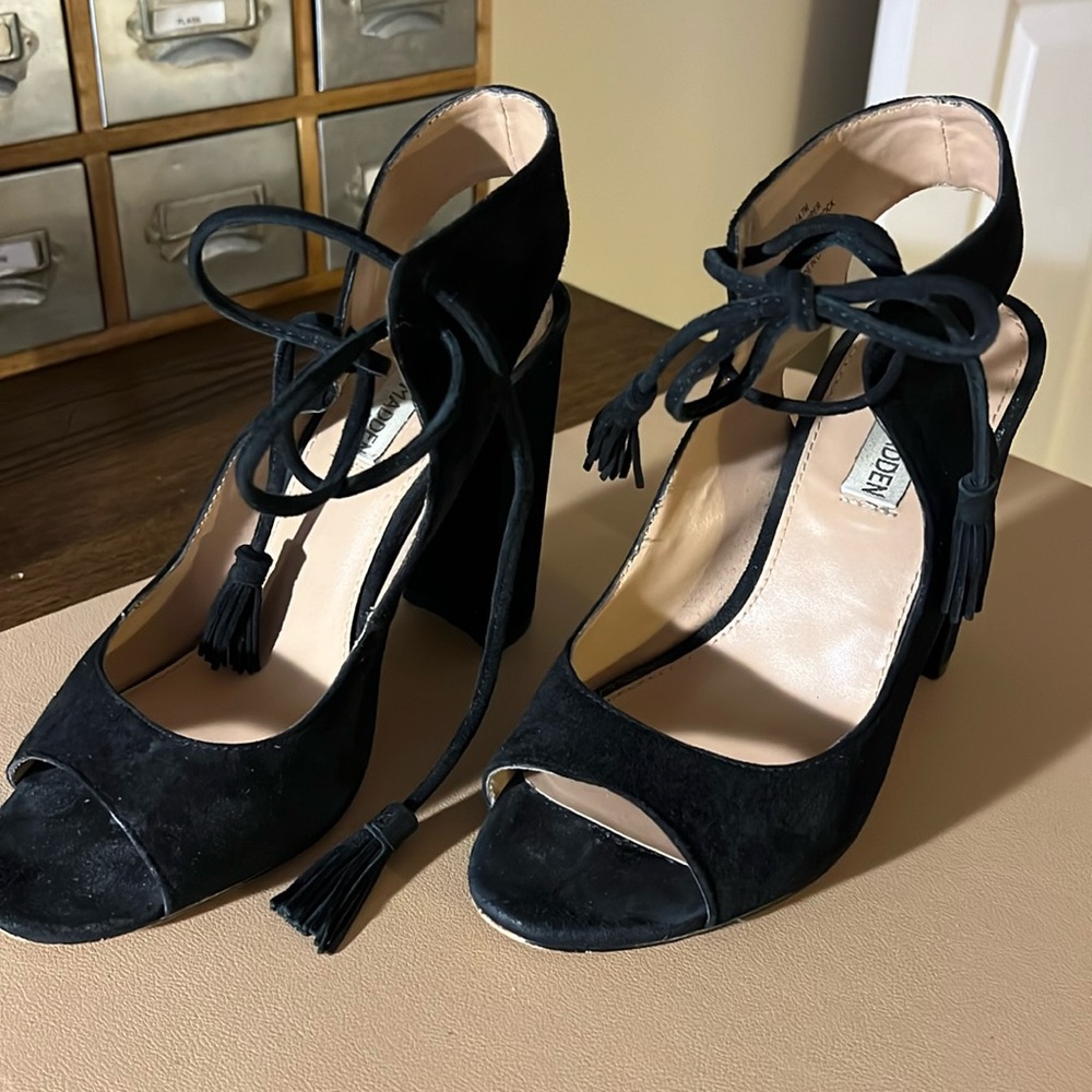 Steve Madden Black Suede Heels